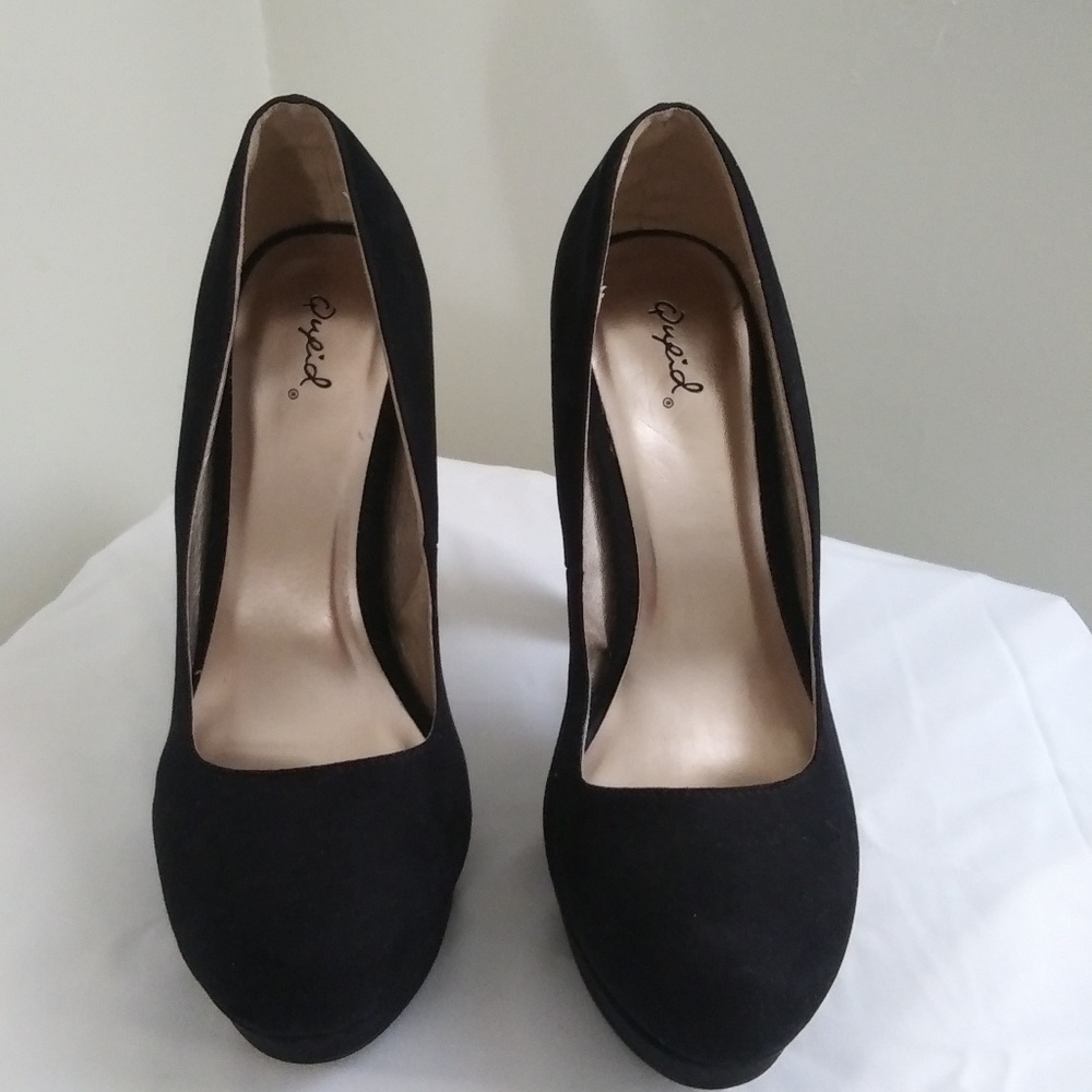 Sky High Pumps